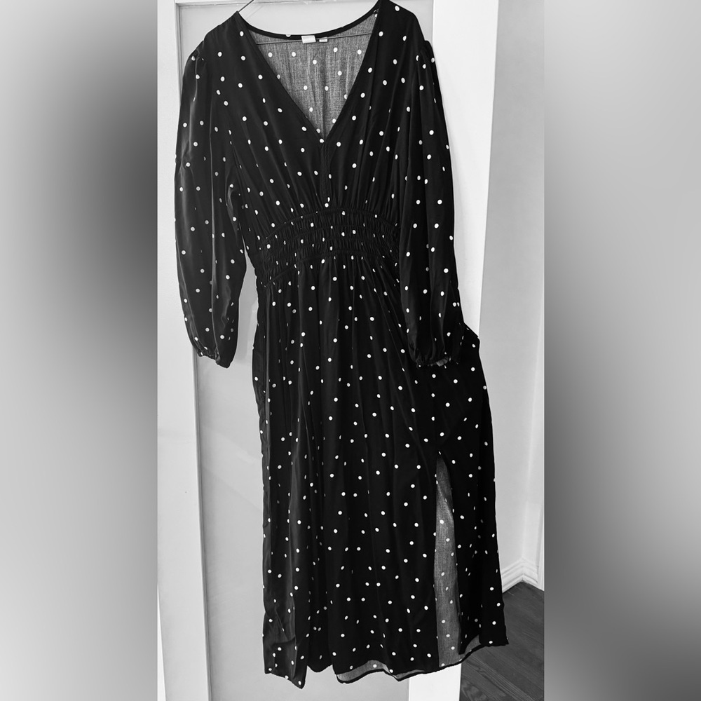 GAP Black Polka Dot V-neck Dress